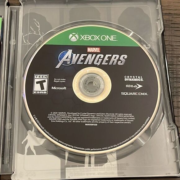 MARVEL Avengers Earth's Mightiest Edition Game Deluxe Edition Steel Case - Picture 4 of 7